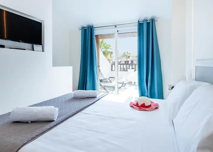 Apartment 4008 Great Location In Americas, Sea Front!