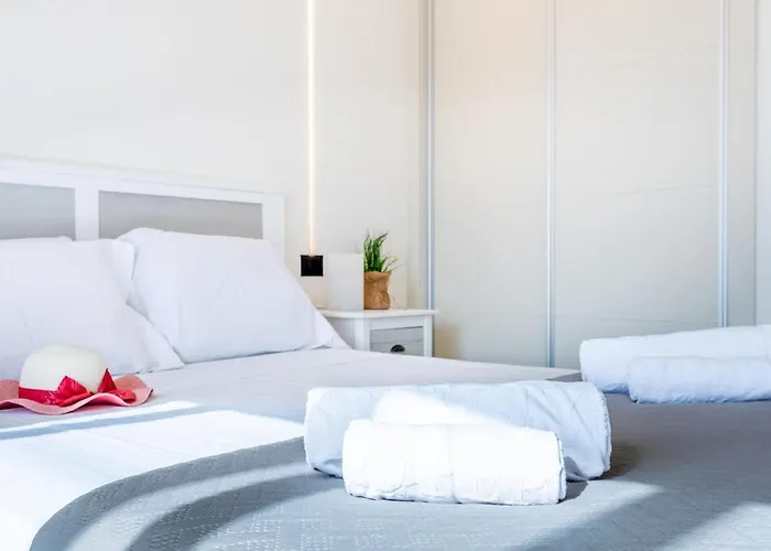 4008 Great Location In Americas, Sea Front! Playa de las Américas