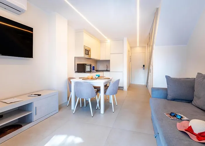 Apartment 4008 Great Location In Americas, Sea Front! Playa de las Américas