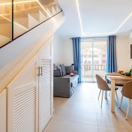 4008 Great Location In Americas, Sea Front! بلايا ذي لاس أميريكاس