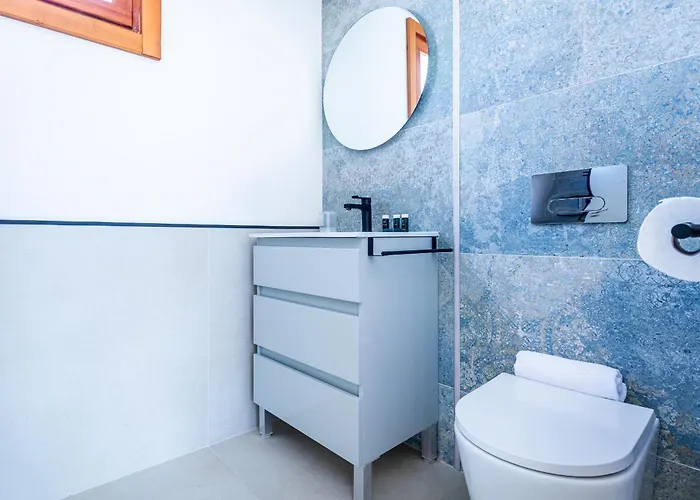 4008 Great Location In Americas, Sea Front! Daire *